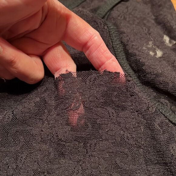 We The Free stretch lace tank top - Picture 3 of 6